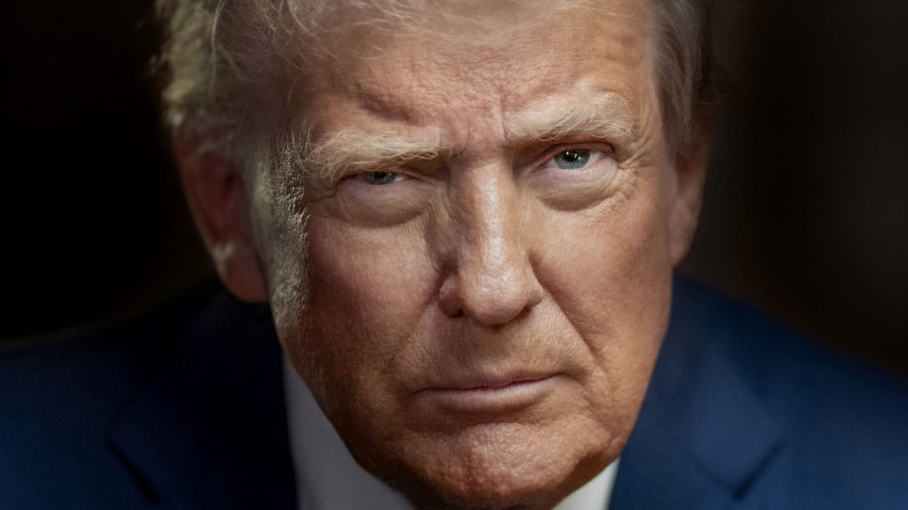 Official Presidential Portrait of President Donald J. Trump (2025).jpg
