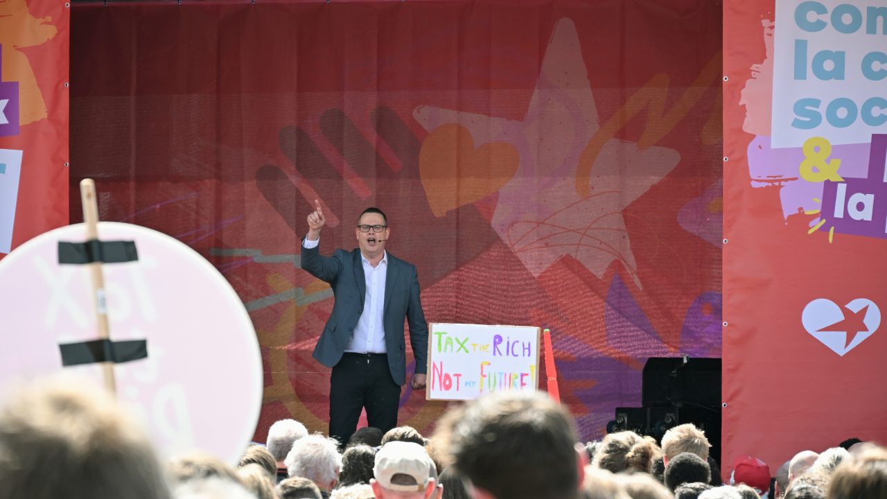 Raoul Hedebouw on stage at a Workers' Party of Belgium demonstration on 27 April 2025, Brussels (1).jpg